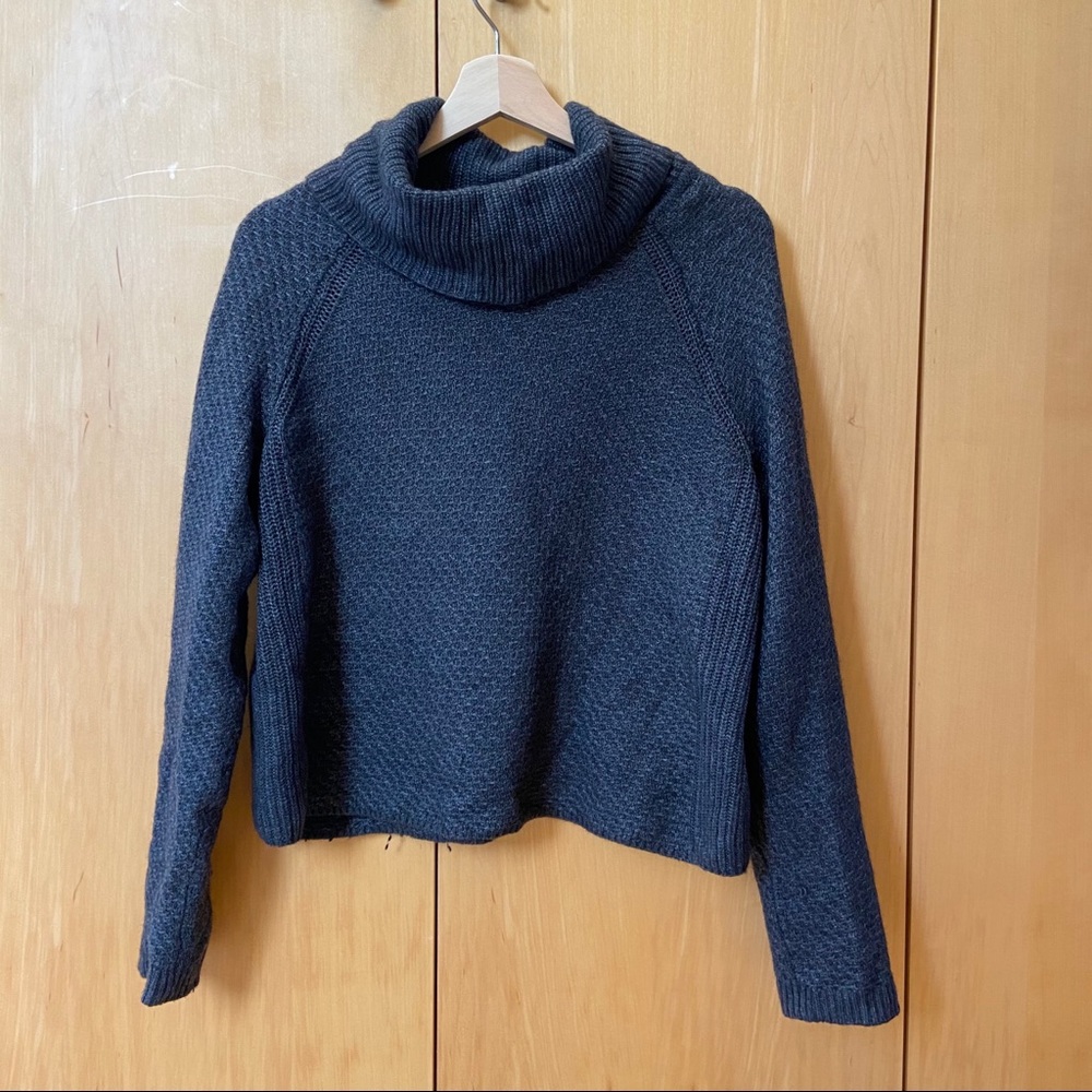 Grey banana republic turtleneck wool sweater